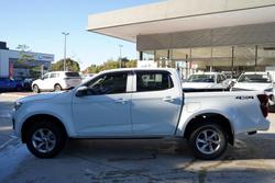 2024 Isuzu
D-MAX LS-M