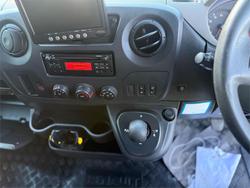 2016 Renault
Master
