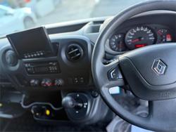 2016 Renault
Master