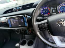 2020 Toyota
Hilux SR