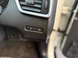 2016 Nissan
X-TRAIL ST
