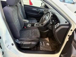 2016 Nissan
X-TRAIL ST