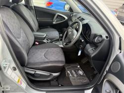 2008 Toyota
RAV4 CV