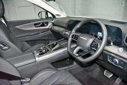 2025 Jaecoo J8 Track