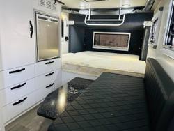 2025 Stonestar Caravan
