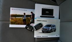 2018 Kia
                Carnival SLi