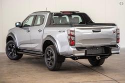 2025 Isuzu
D-MAX X-TERRAIN