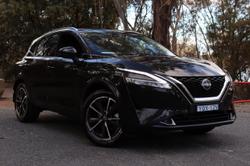 2022 Nissan
                QASHQAI ST-L