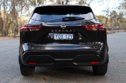 2022 Nissan
                QASHQAI ST-L