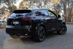 2022 Nissan
                QASHQAI ST-L