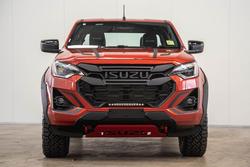 2025 Isuzu
                D-MAX BLADE