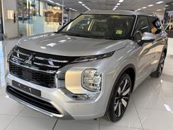 2025 Mitsubishi
Outlander Exceed