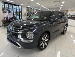 2025 Mitsubishi
Outlander Exceed