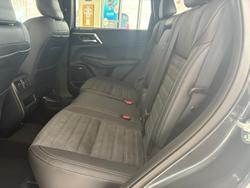 2025 Mitsubishi
Outlander Aspire
