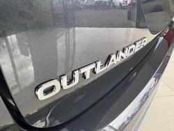 2025 Mitsubishi
Outlander Aspire