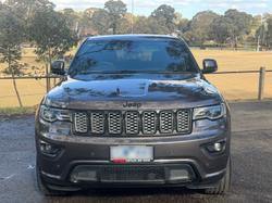 2017 Jeep
Grand Cherokee Blackhawk