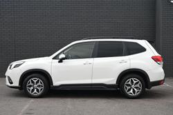 2024 Subaru
Forester 2.5i