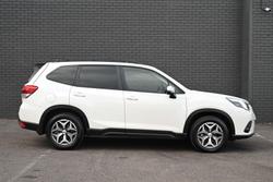 2024 Subaru
                Forester 2.5i