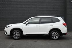 2024 Subaru
                Forester 2.5i