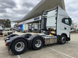 2024 Iveco
                S-Way AS700
