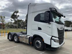 2024 Iveco
                S-Way AS700