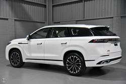 2025 Jaecoo J8 Track