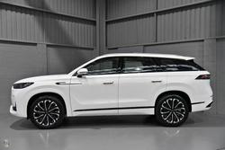 2025 Jaecoo J8 Track