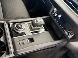 2023 Mitsubishi
Outlander ES