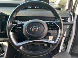 2023 Hyundai
STARIA LOAD