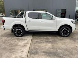 2025 Nissan
Navara ST-X
