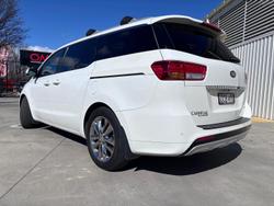 2015 Kia
Carnival Platinum