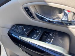 2015 Kia
Carnival Platinum