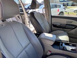 2015 Kia
Carnival Platinum