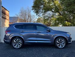 2022 Hyundai
Santa Fe Highlander