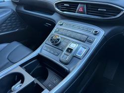 2022 Hyundai
Santa Fe Highlander