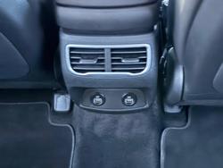 2022 Hyundai
                Santa Fe Highlander