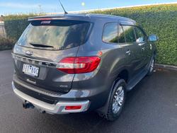 2016 Ford
Everest Trend