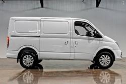 2024 LDV
V80