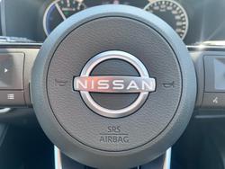 2025 Nissan
X-TRAIL ST-L e-POWER