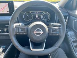 2025 Nissan X-TRAIL ST-L e-POWER