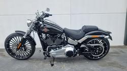 2025 Harley-davidson FXBR BREAKOUT (117) Midnight Firestorm