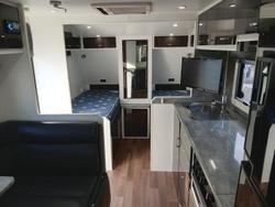 2017 Elite Luxury