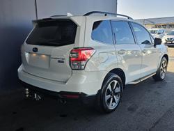2017 Subaru
Forester 2.0D-L