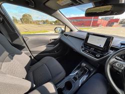 2023 Toyota
Corolla Ascent Sport