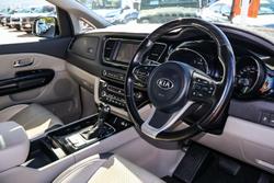 2016 Kia
Carnival Platinum