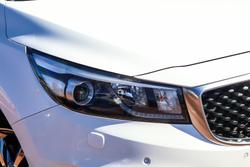 2016 Kia
Carnival Platinum