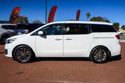2016 Kia
Carnival Platinum