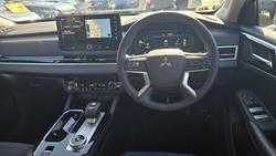 2025 Mitsubishi Outlander Aspire