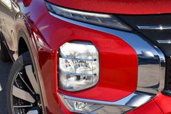 2025 Mitsubishi
Outlander Exceed