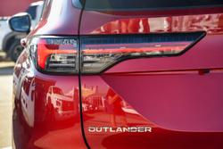 2025 Mitsubishi
Outlander Exceed